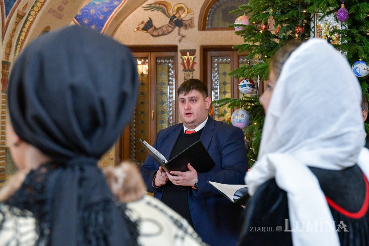 Bucuria Crăciunului vestită prin graiurile copiilor și adulților 238666