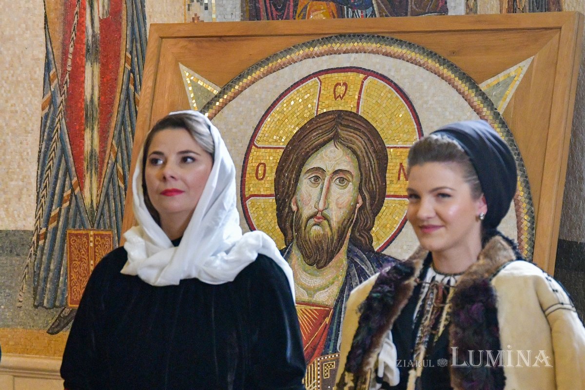 Bucuria Crăciunului vestită prin graiurile copiilor și adulților 238671