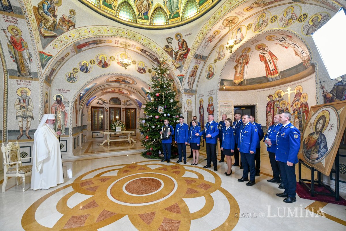 Bucuria Crăciunului vestită prin graiurile copiilor și adulților 238676