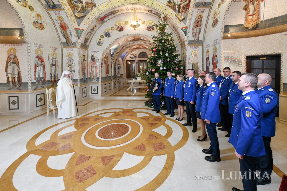 Bucuria Crăciunului vestită prin graiurile copiilor și adulților 238677