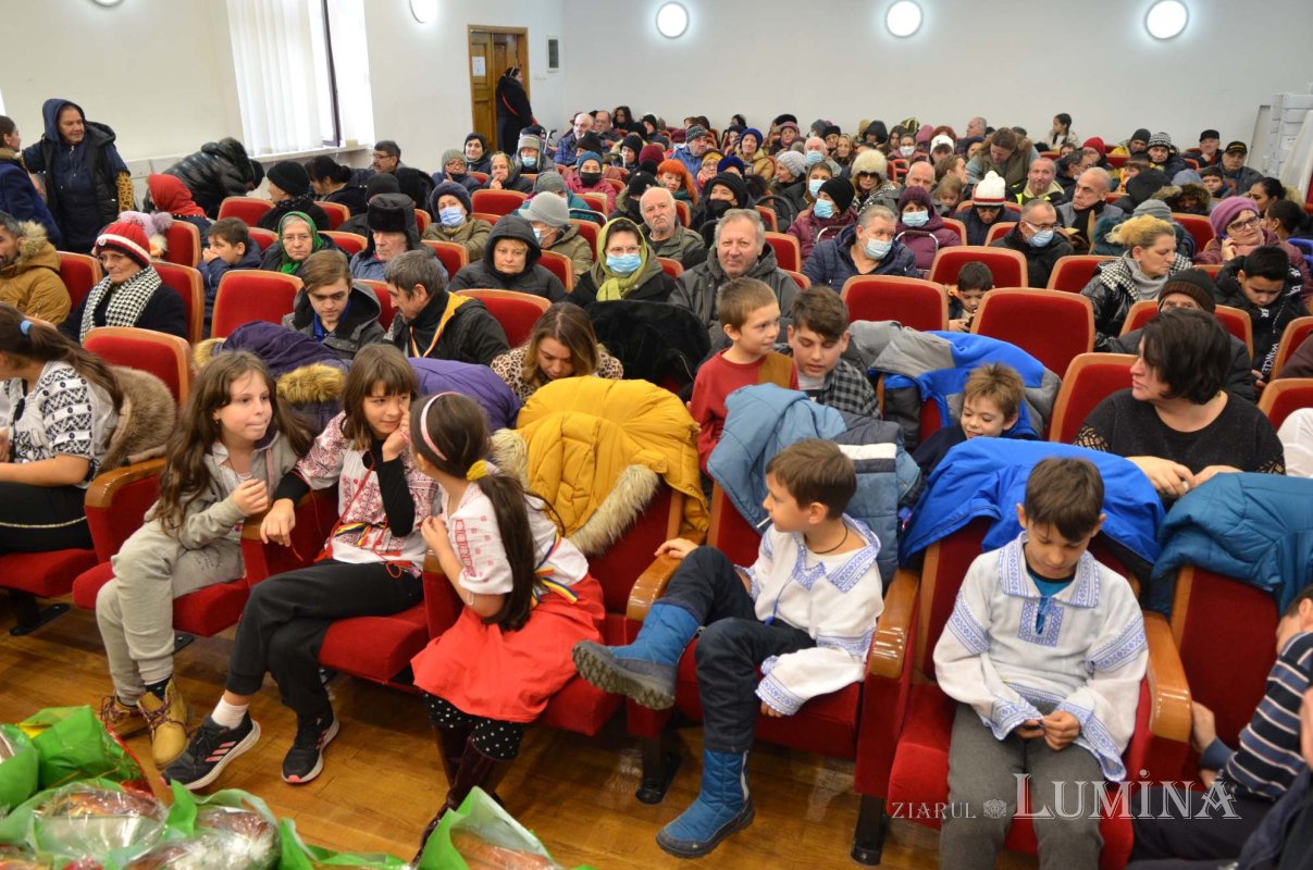 Daruri pentru persoane nevoiașe oferite de Protoieria Sector 3 Capitală 238587