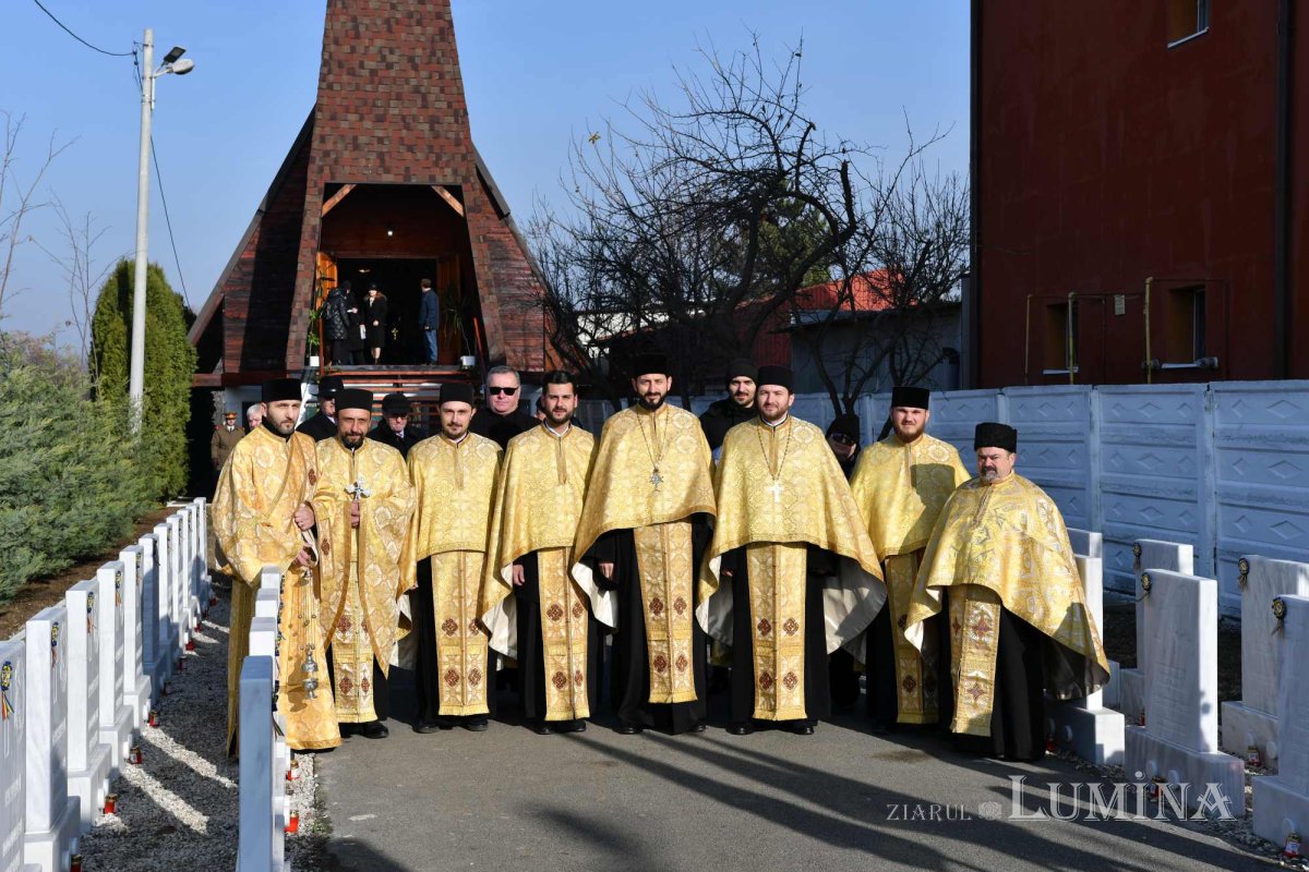 Pomenirea eroilor Revoluției la Popești Leordeni 238546
