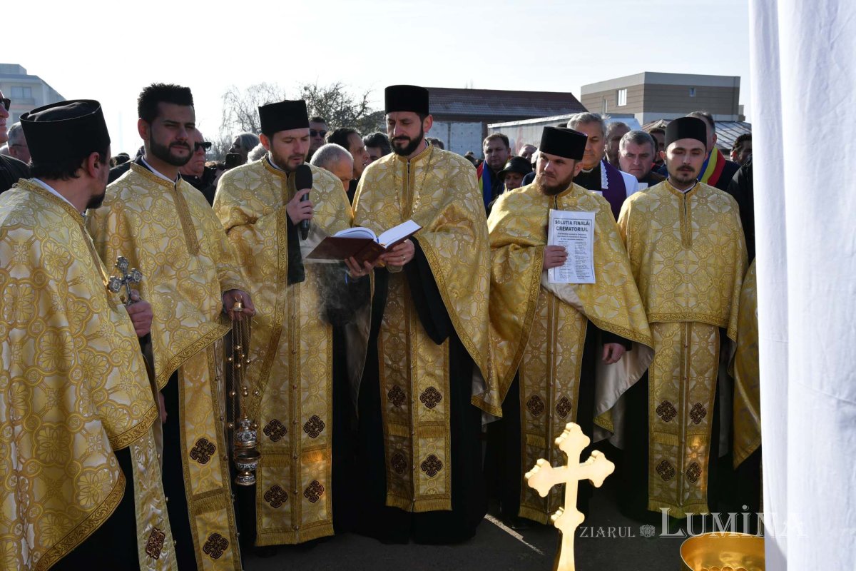 Pomenirea eroilor Revoluției la Popești Leordeni 238554