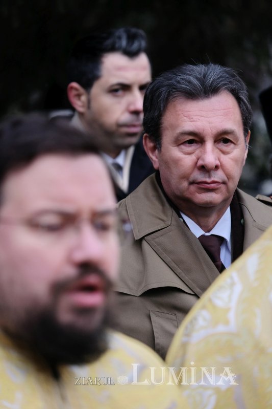 Eroii Revoluției pomeniți în cimitirul lor din Capitală 238720