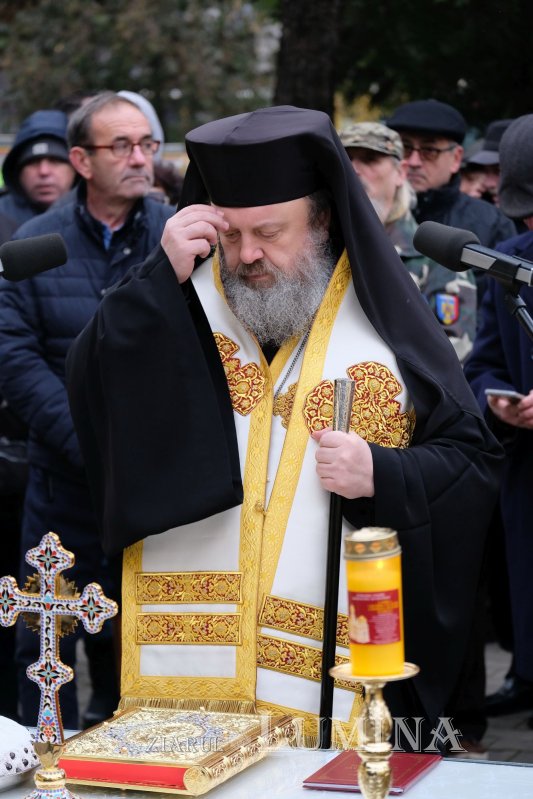 Eroii Revoluției pomeniți în cimitirul lor din Capitală 238723