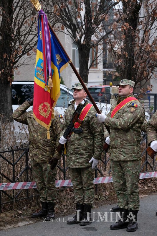 Popasuri de pomenire pentru eroii Revoluției în Capitală 239025