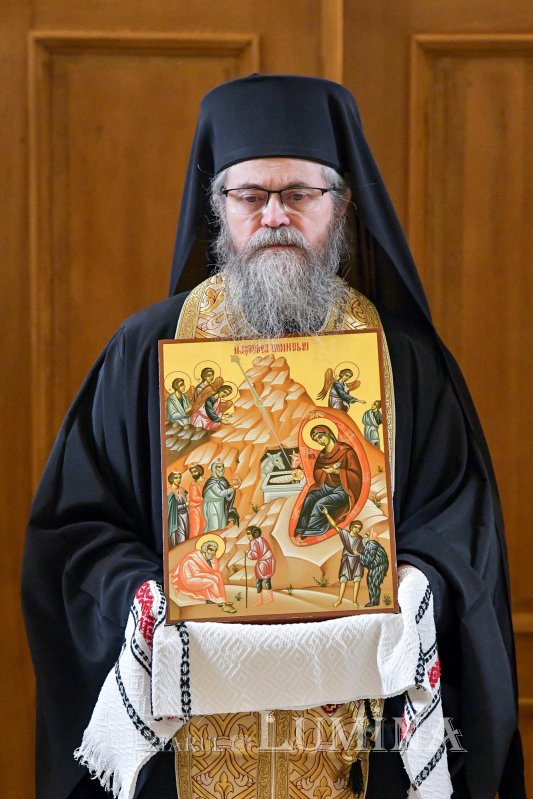 Nașterea Domnului vestită după datină la Reședința Patriarhală 239229
