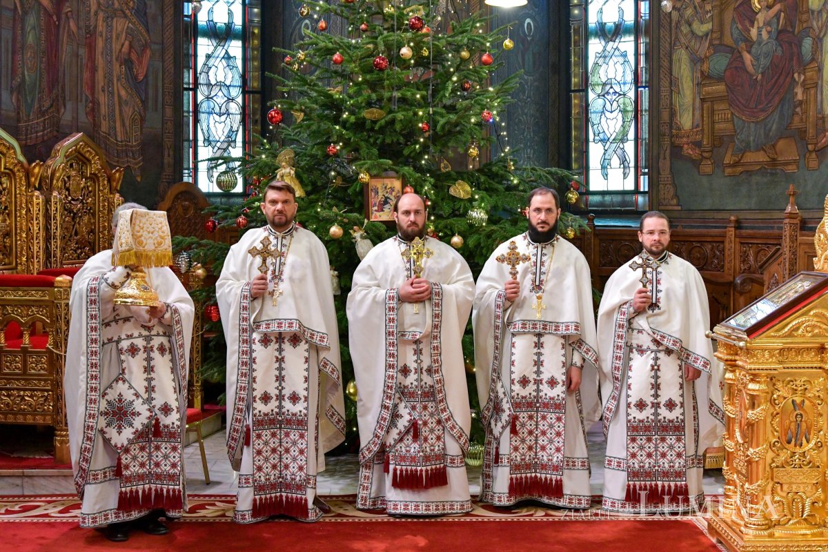 „El ia chip de rob ca să ne dăruiască nouă chipul slavei Sale” 239336