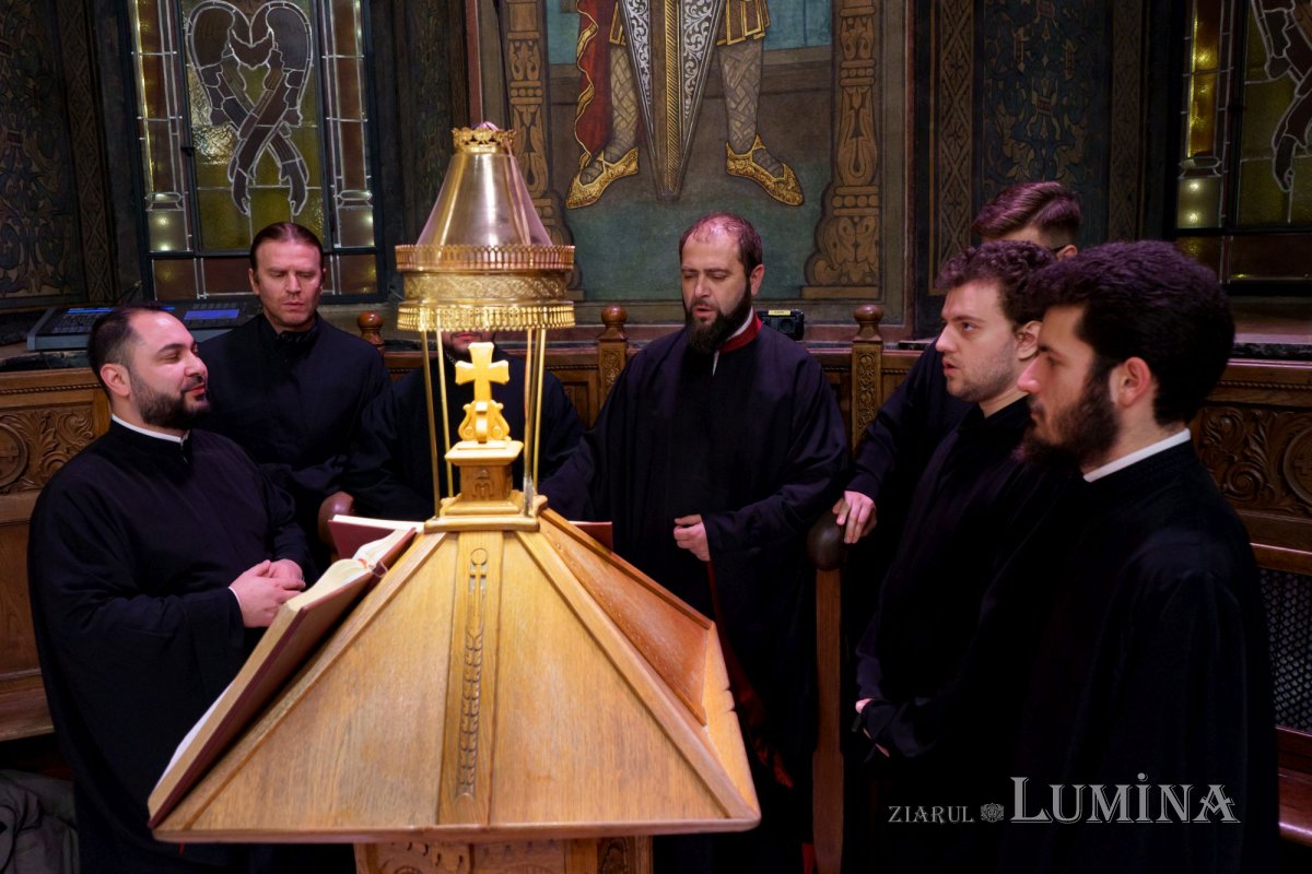 Slujba din noaptea trecerii dintre ani pe Colina Patriarhiei 239838