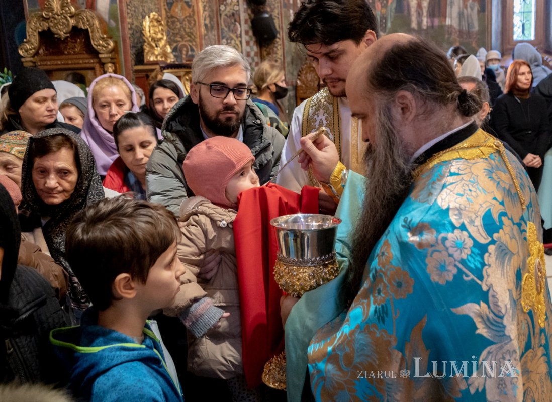Sărbătoarea Arătării Domnului la Mănăstirea Radu Vodă 240531