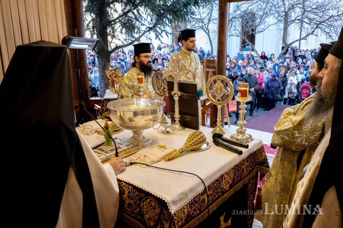Sărbătoarea Arătării Domnului la Mănăstirea Radu Vodă 240560