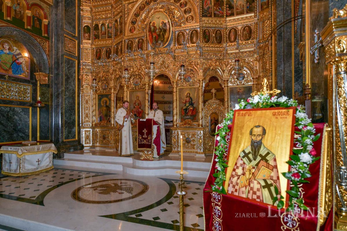 Cinstire adusă unui mare Părinte al Bisericii în Capitală 240938