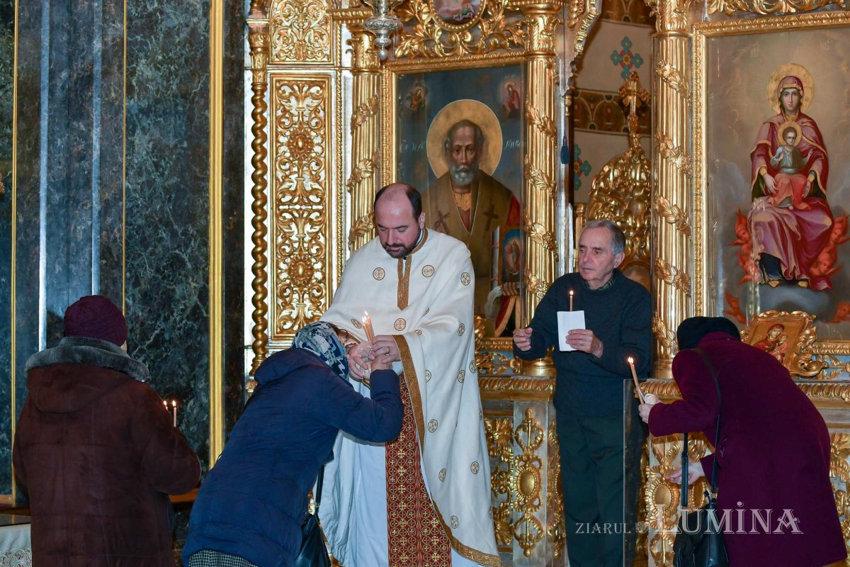 Cinstire adusă unui mare Părinte al Bisericii în Capitală 240939