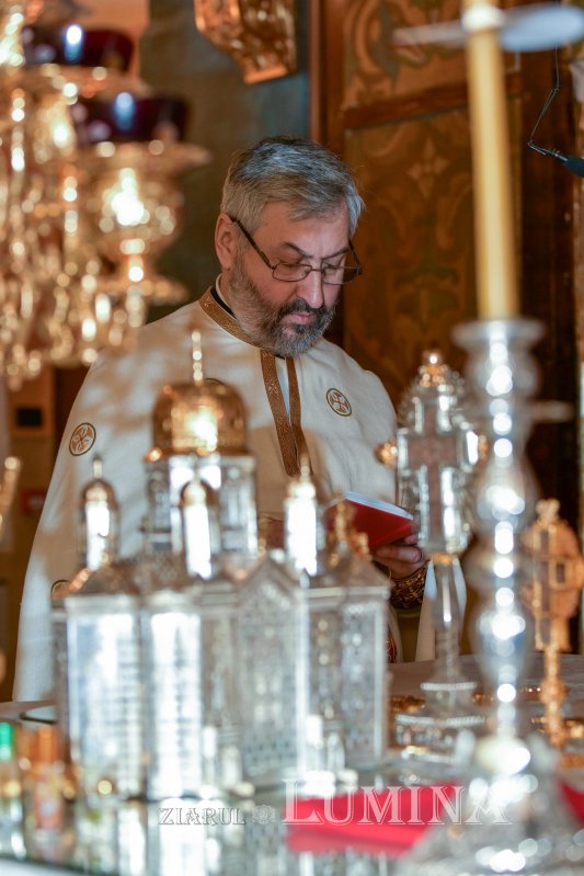 Cinstire adusă unui mare Părinte al Bisericii în Capitală 240945