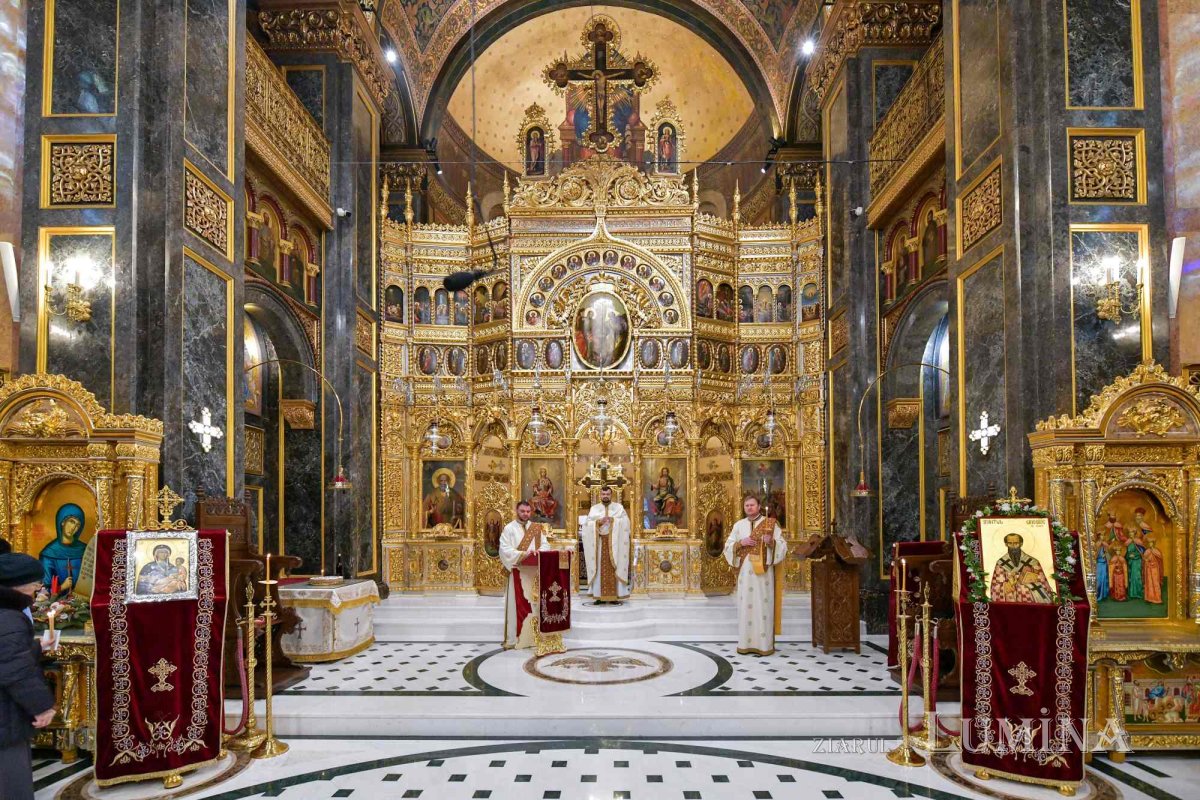 Cinstire adusă unui mare Părinte al Bisericii în Capitală 240961