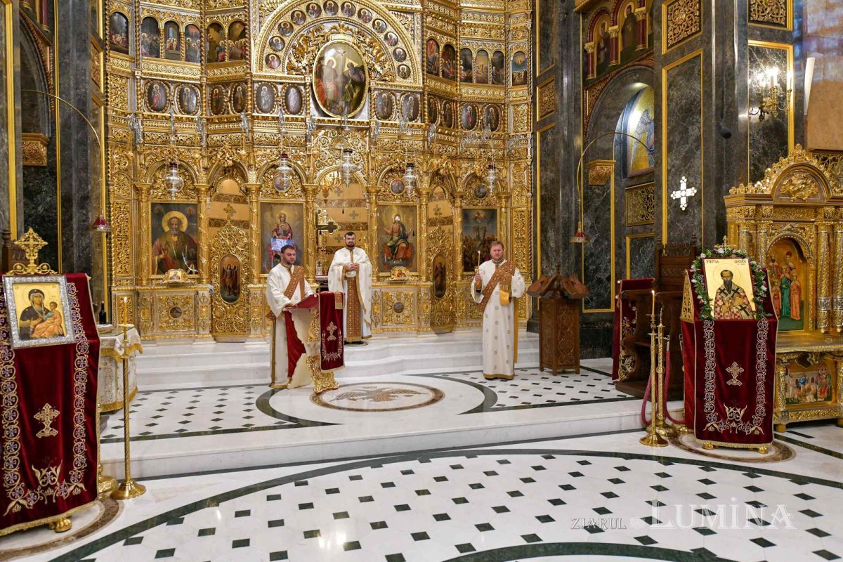 Cinstire adusă unui mare Părinte al Bisericii în Capitală 240962