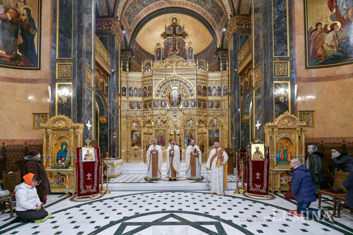 Cinstire adusă unui mare Părinte al Bisericii în Capitală 240968