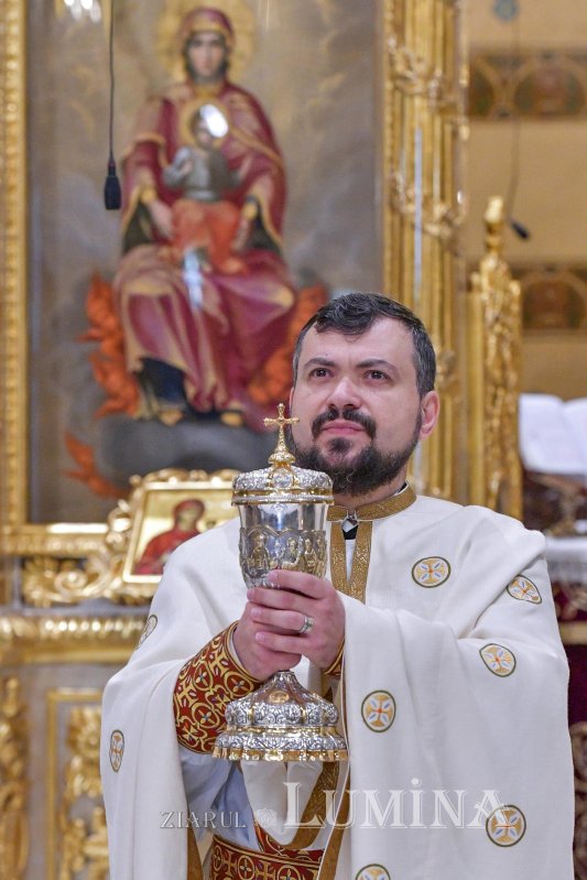 Cinstire adusă unui mare Părinte al Bisericii în Capitală 240970