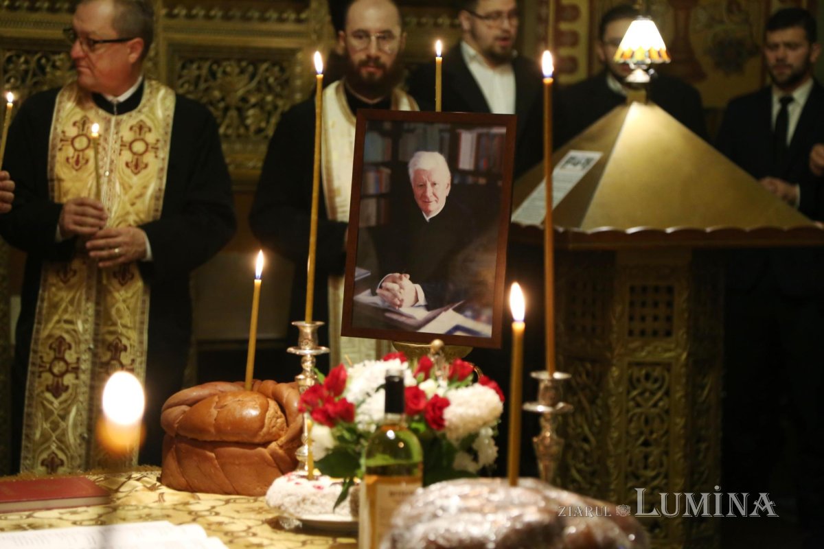 Părintele  Mircea Păcurariu, pomenit la doi ani de la trecerea în veșnicie 241228