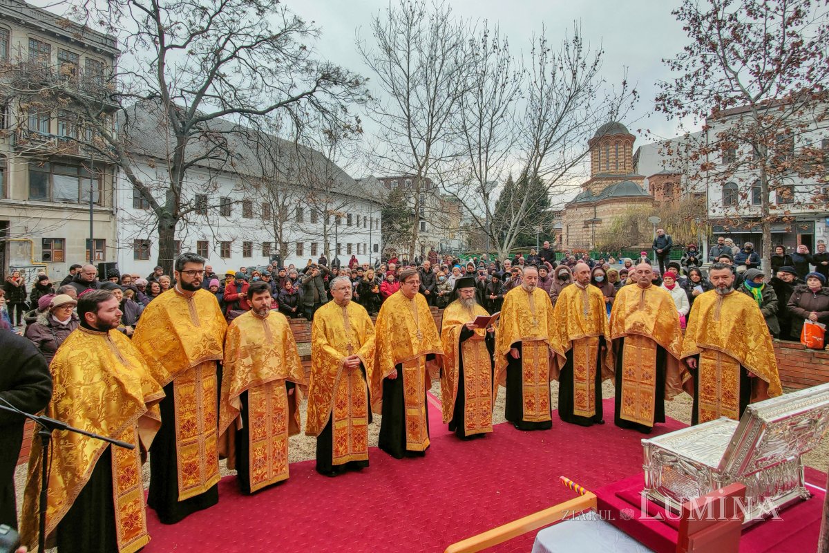 Procesiune închinată Sfântului Antonie cel Mare în Centrul Vechi al Capitalei 241636