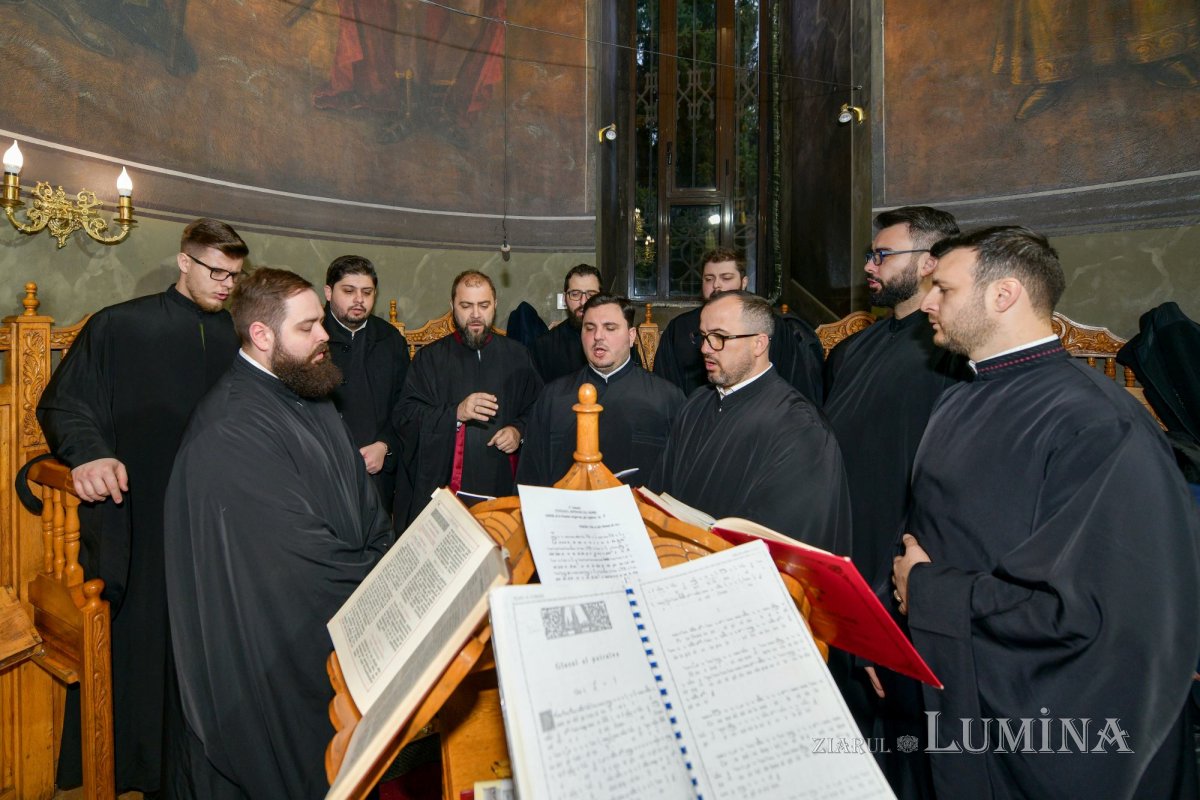 Sărbătoarea „Părintelui monahilor” la Biserica Domnească din Capitală 241800
