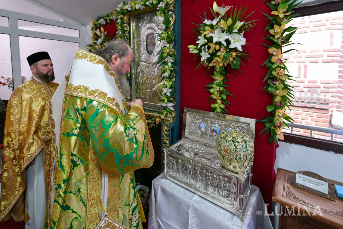 Sărbătoarea „Părintelui monahilor” la Biserica Domnească din Capitală 241835