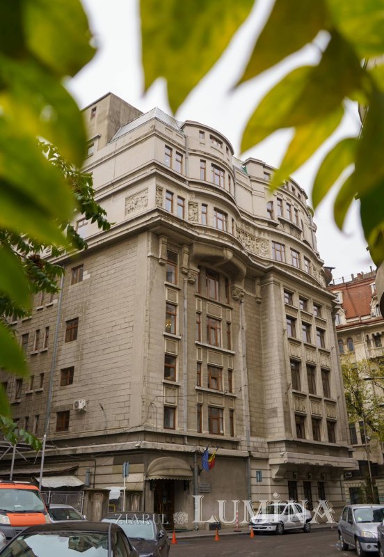 Un palat al tinereții fără bătrânețe 241622