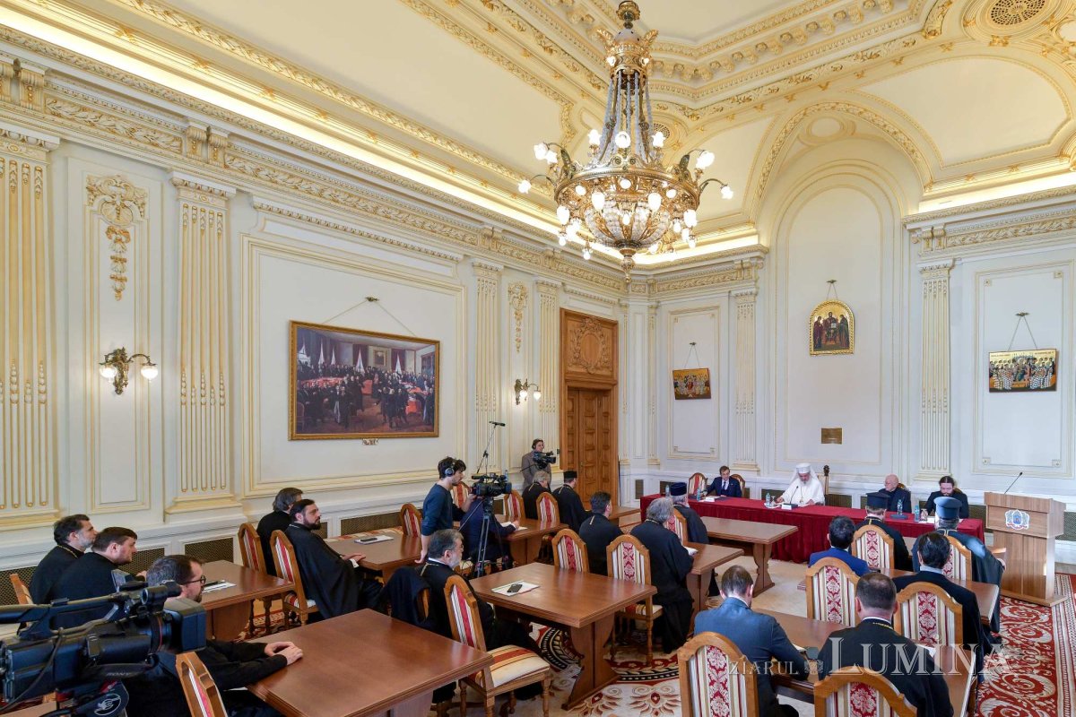 Simpozion științific dedicat Unirii Principatelor Române la Palatul Patriarhiei 242072
