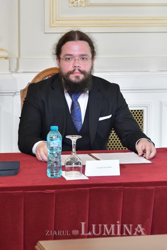 Simpozion științific dedicat Unirii Principatelor Române la Palatul Patriarhiei 242077