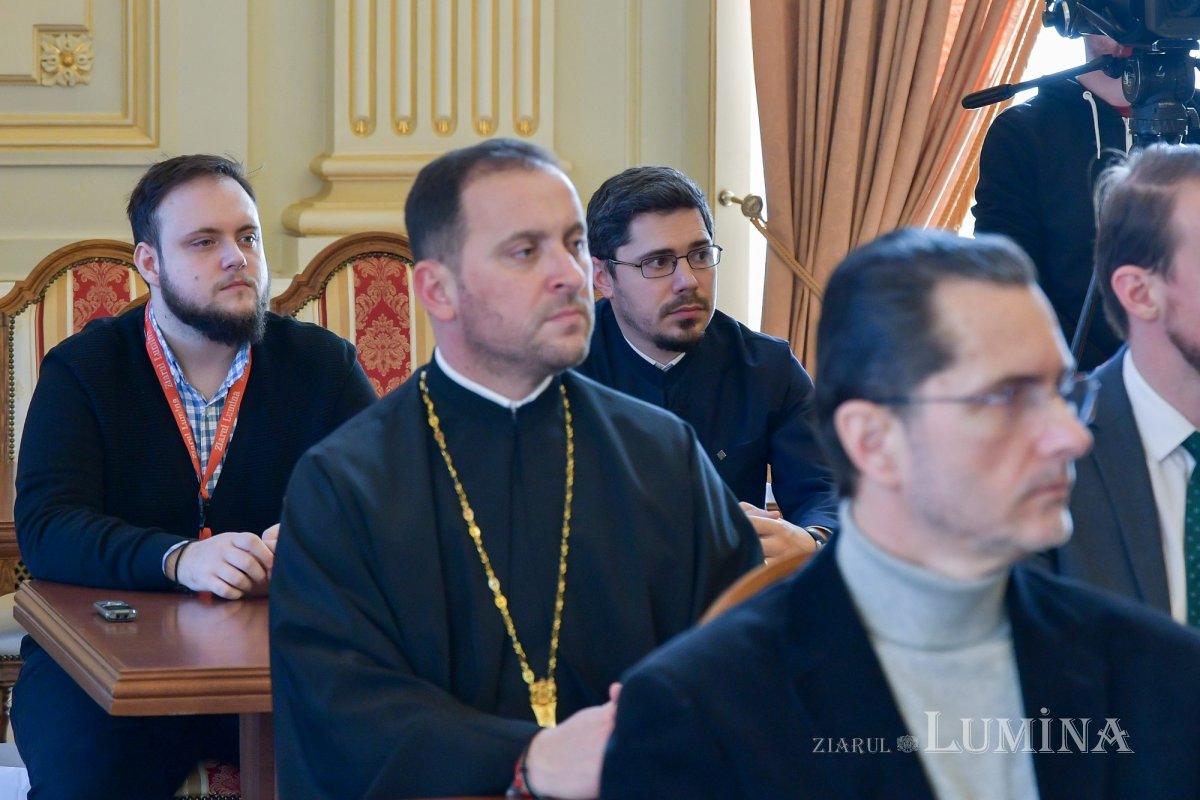 Simpozion științific dedicat Unirii Principatelor Române la Palatul Patriarhiei 242090