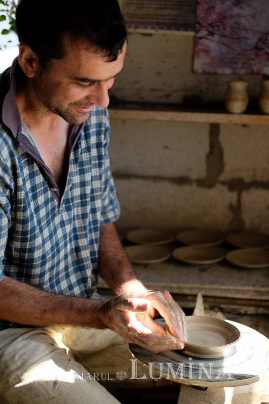 Fotografii artistice ale Publicațiilor Lumina 242200