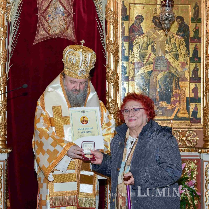 Sfântul Ierarh Grigorie Teologul, cinstit în București 242564