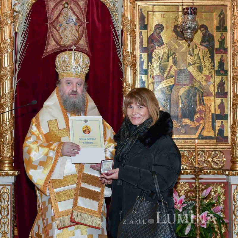 Sfântul Ierarh Grigorie Teologul, cinstit în București 242565