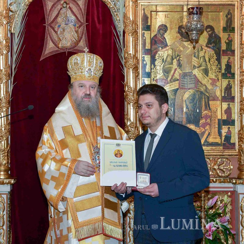 Sfântul Ierarh Grigorie Teologul, cinstit în București 242569