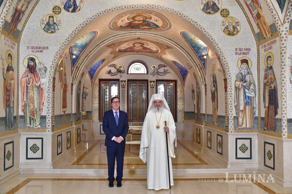 Ambasadorul Regatului Spaniei la București în vizită la Patriarhia Română 242667