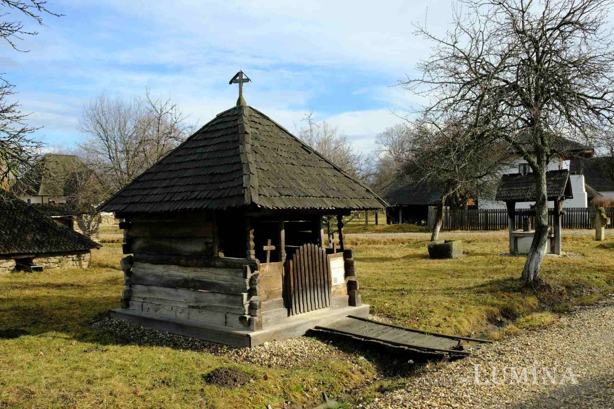 Un muzeu inedit și o biserică de patru ori centenară 242689