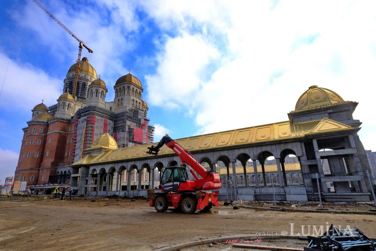 Rugăciunea - izvor de lumină pentru viaţa şi misiunea Bisericii 242890
