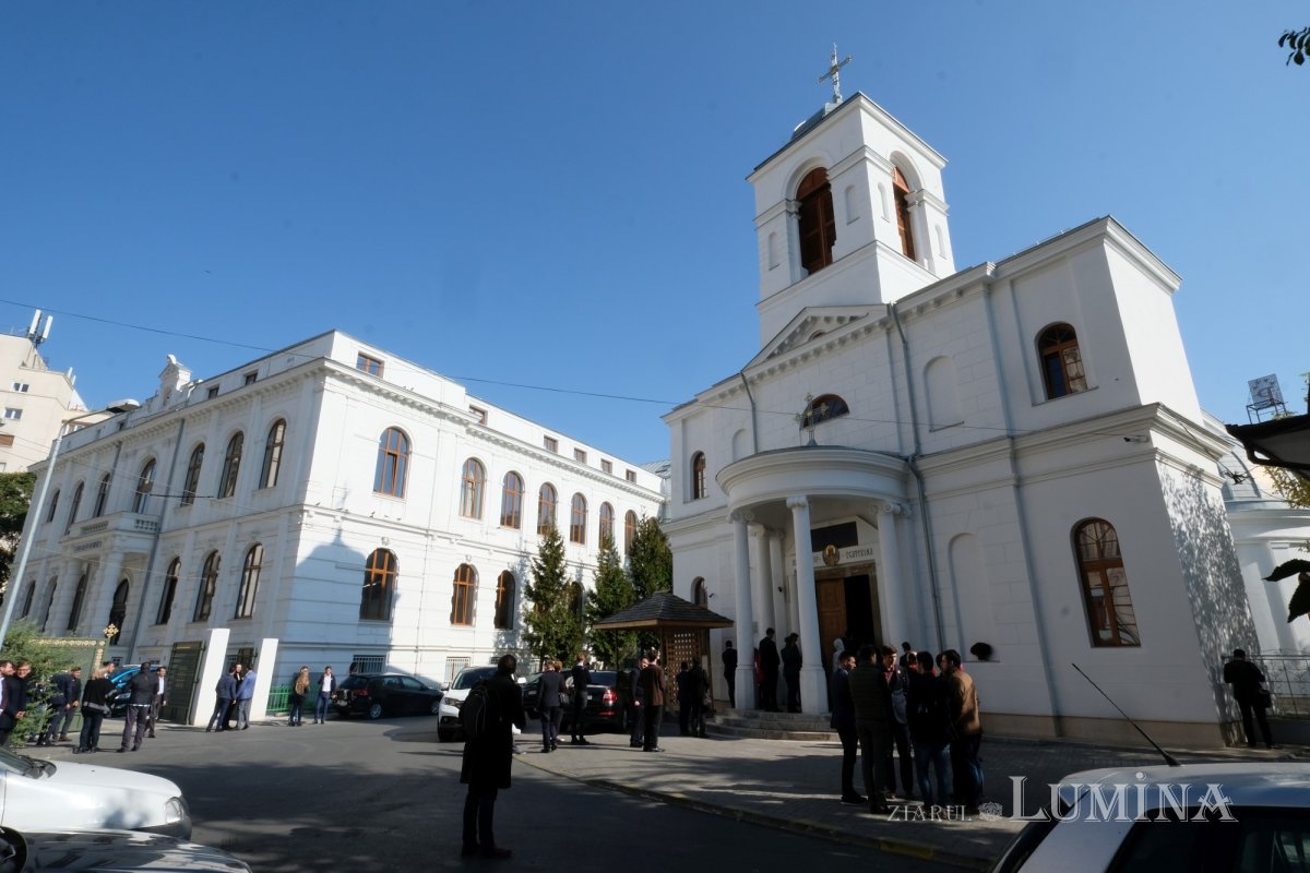 „Credinţa creştină în cel mai inteligent şi subtil mod de a teologhisi” 242877