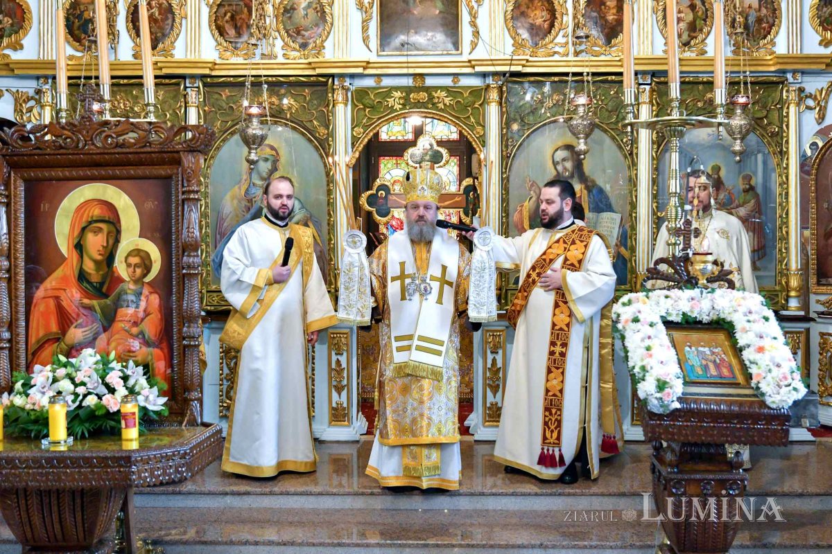 Înnoirea iconostasului Bisericii „Sfântul Vasile” din Ploiești 243214