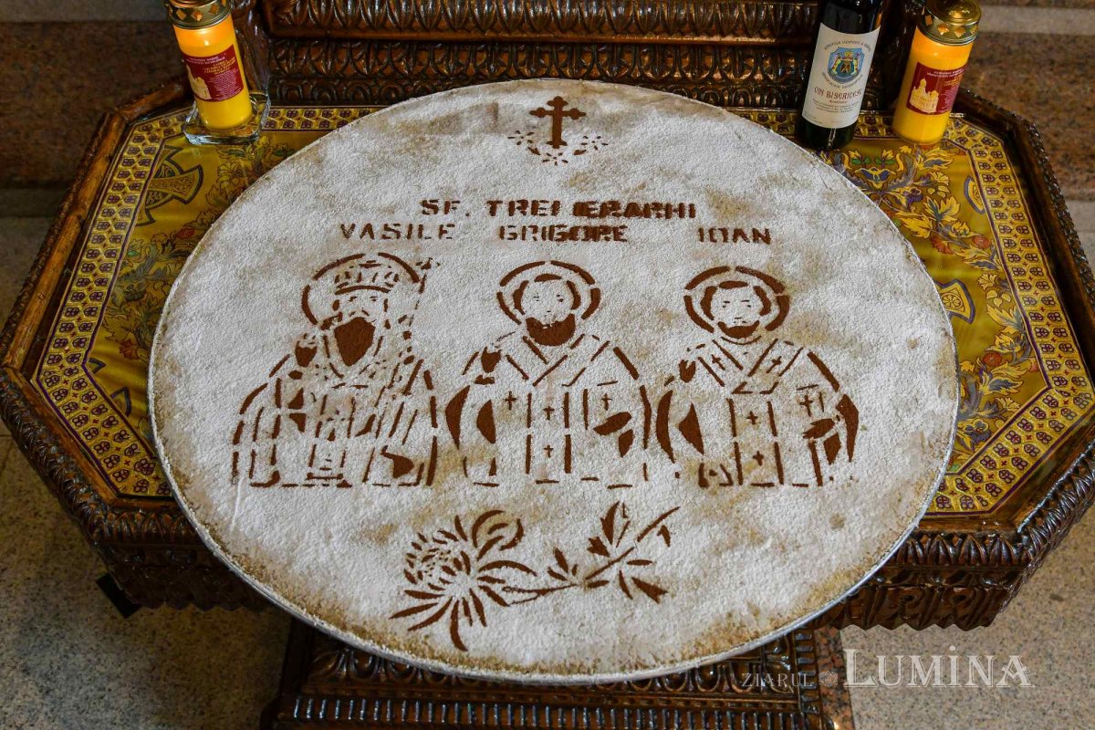 Înnoirea iconostasului Bisericii „Sfântul Vasile” din Ploiești 243232