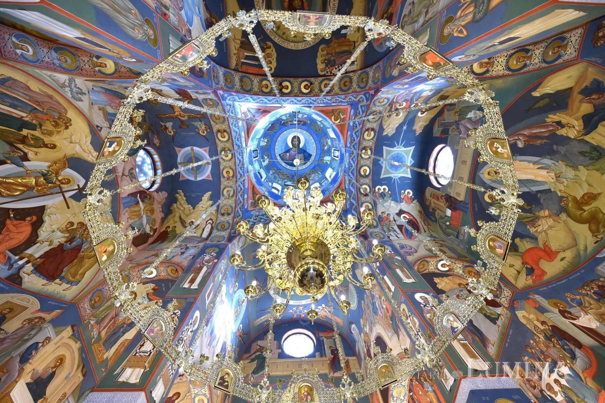 Fotografii artistice ale Publicațiilor Lumina 243611