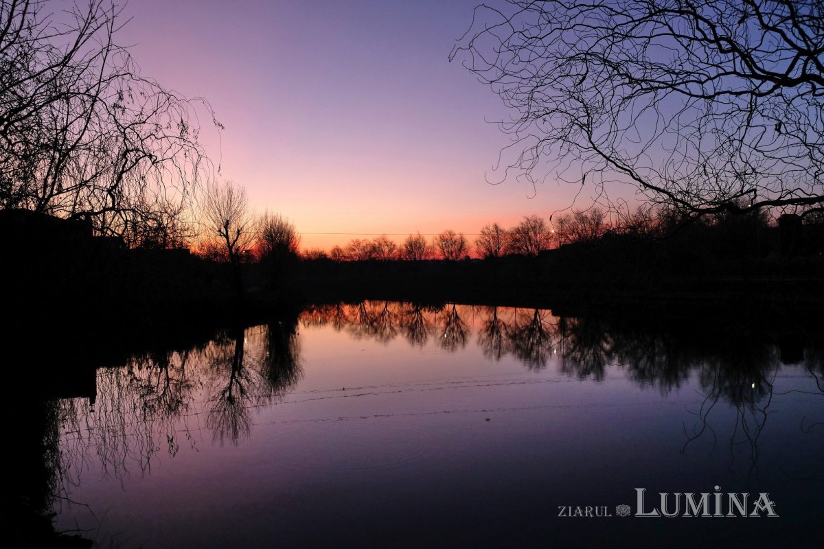 Fotografii artistice ale Publicațiilor Lumina 243613