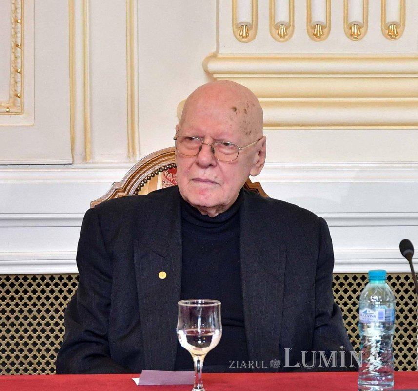 Academicianul Răzvan Theodorescu (1939-2023), un mare istoric al artei creştine şi al culturii româneşti 243786