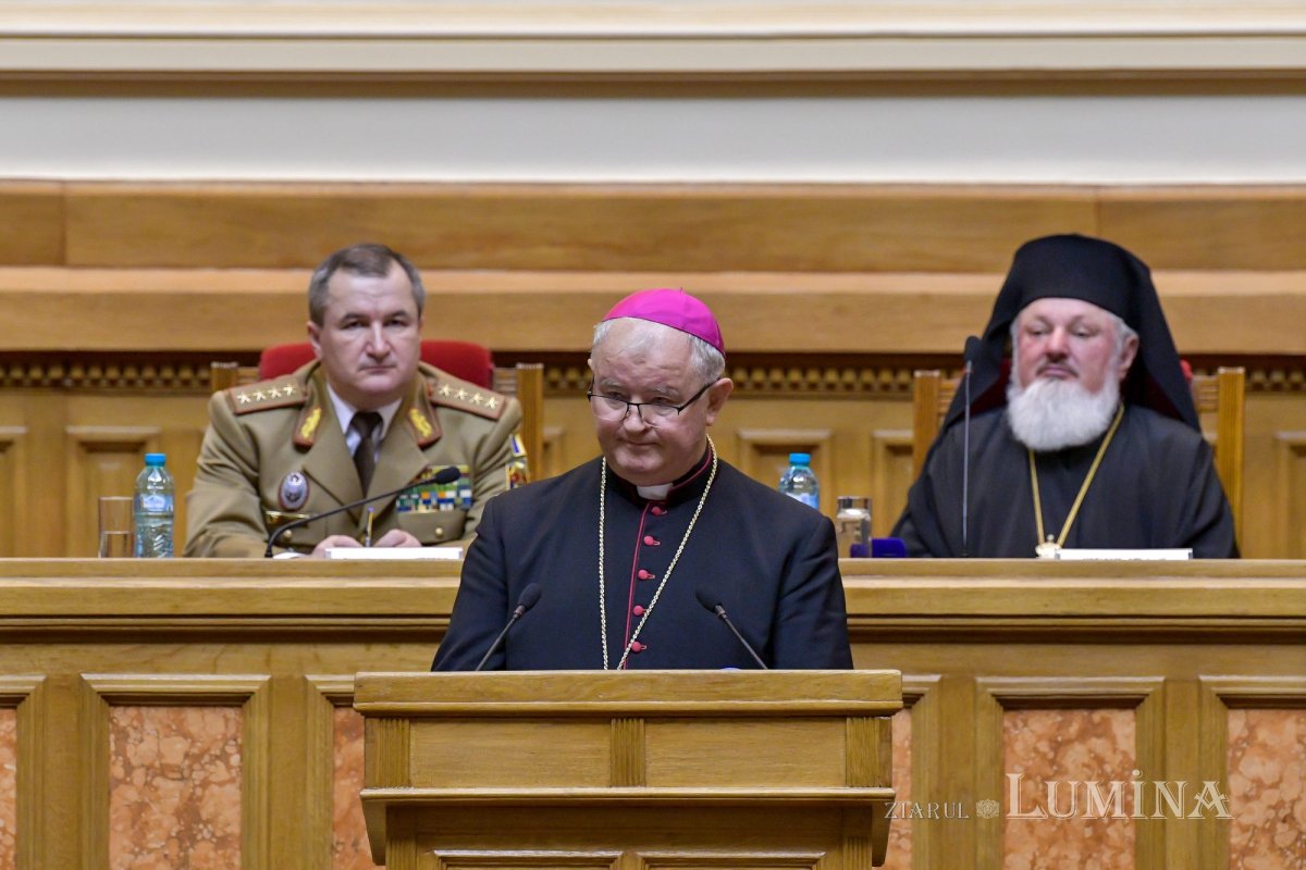 Conferință internațională a capelanilor militari la Palatul Patriarhiei 244042