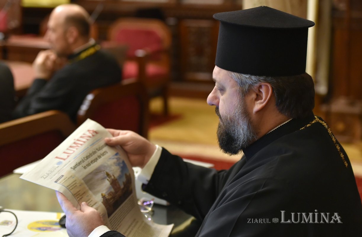 Întrunirea membrilor Consiliului Naţional Bisericesc la Reşedinţa Patriarhală 243958