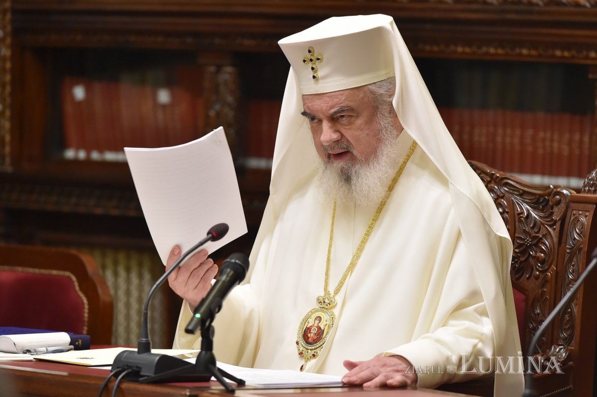 Întrunirea membrilor Consiliului Naţional Bisericesc la Reşedinţa Patriarhală 243969