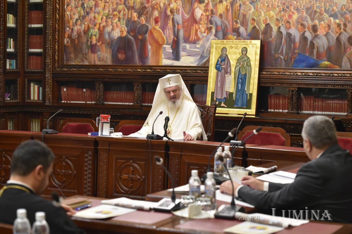 Întrunirea membrilor Consiliului Naţional Bisericesc la Reşedinţa Patriarhală 243972
