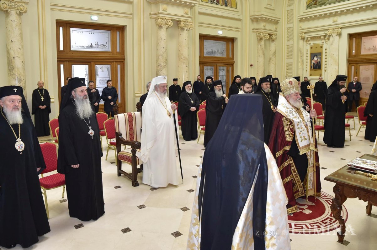 Lucrările Adunării Naționale Bisericeşti în Palatul Patriarhiei 244151