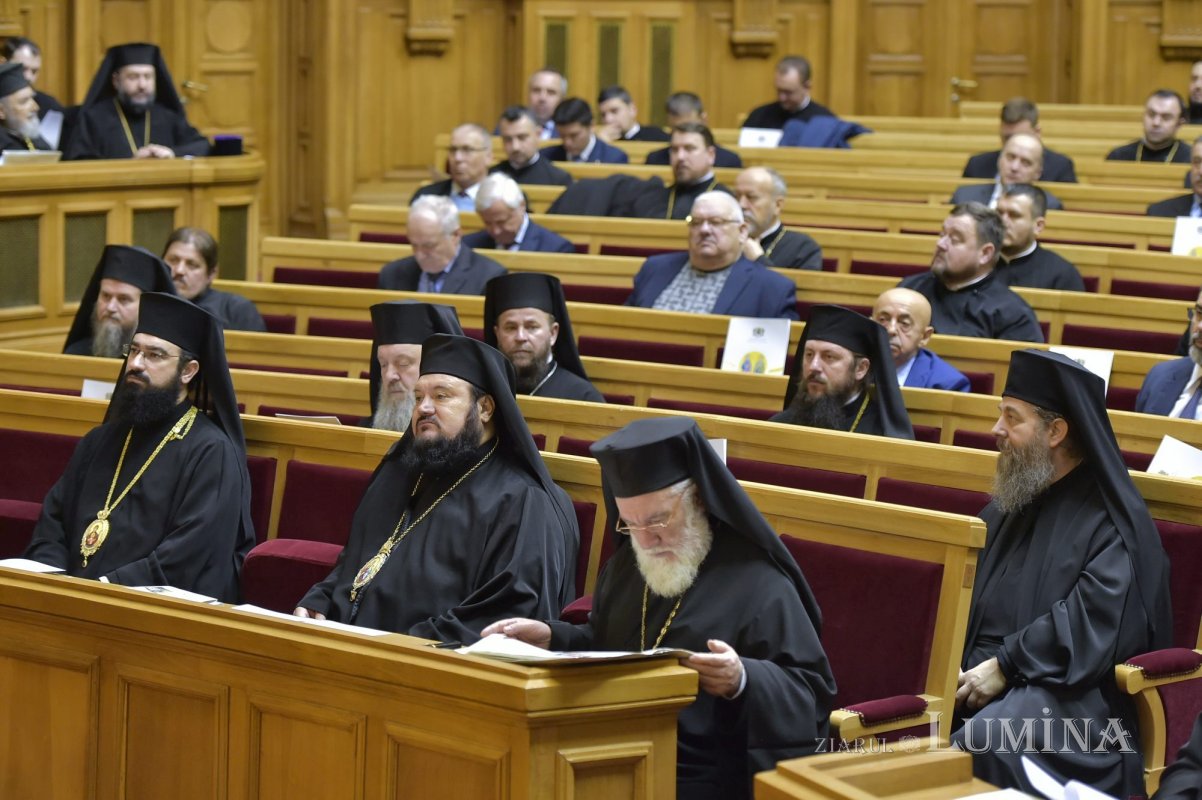 Lucrările Adunării Naționale Bisericeşti în Palatul Patriarhiei 244155