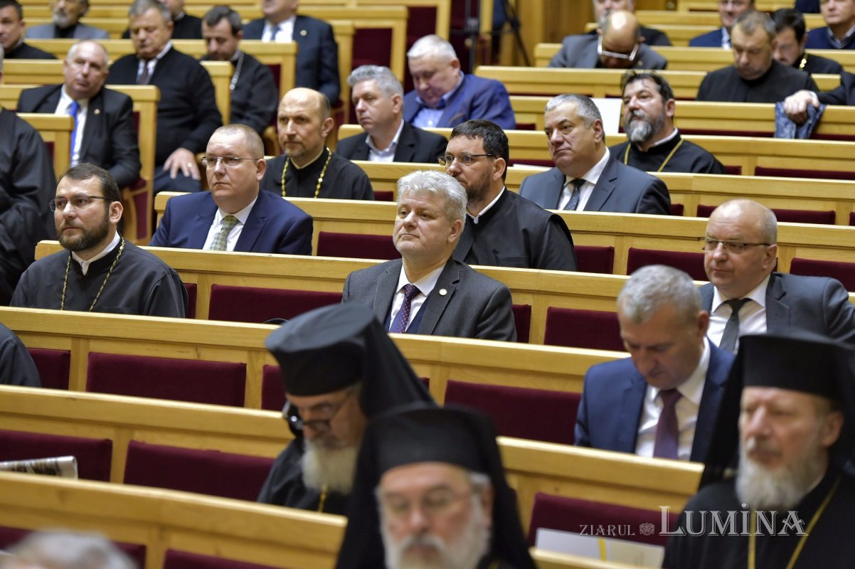 Lucrările Adunării Naționale Bisericeşti în Palatul Patriarhiei 244156